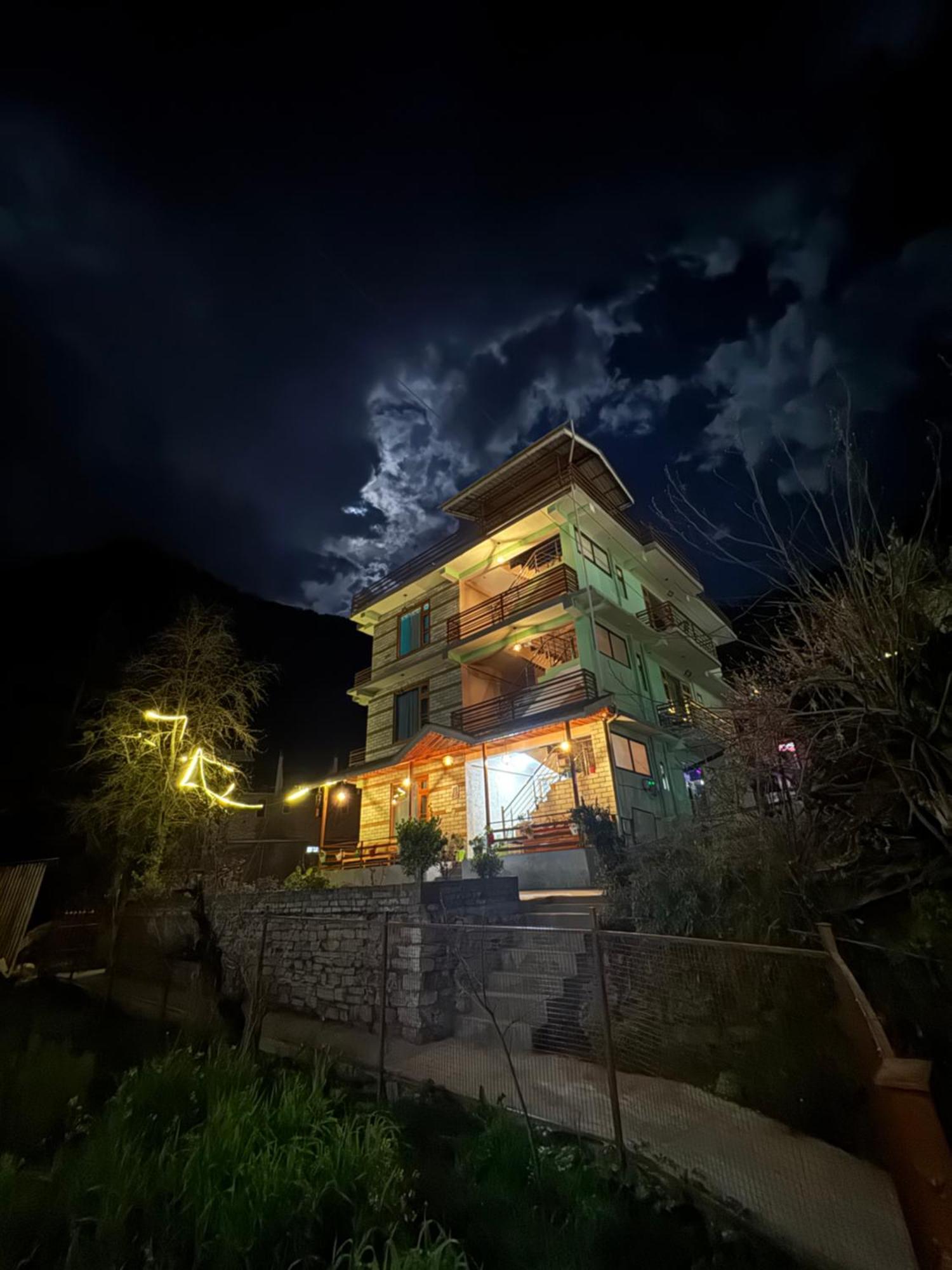 Delight Homestay Kasol Luaran gambar
